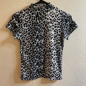 Black&White Cheetah Print Shirt